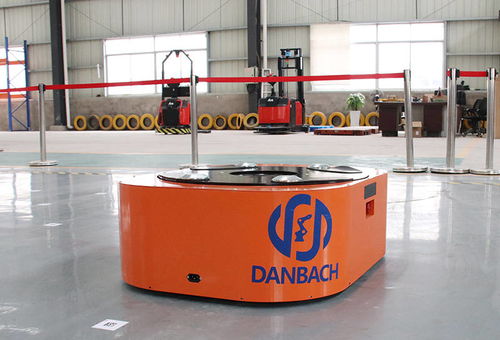 堆垛式AGV叉車 自動化物流的智能核心